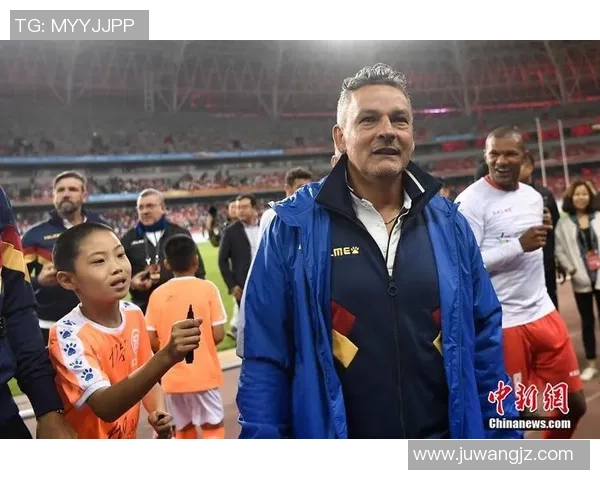 全球足球球星排名前十：谁才是当今足坛的顶尖传奇人物